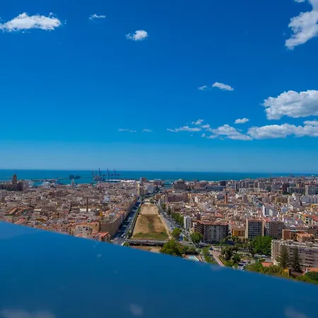 Apartment Xpce Urban Skyline - Parking Free *