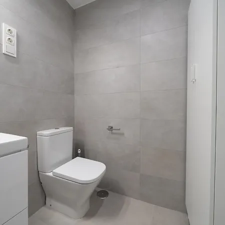 Apartment Xpce Urban Skyline - Parking Free