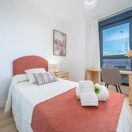 Apartment Xpce Urban Skyline - Parking Free *